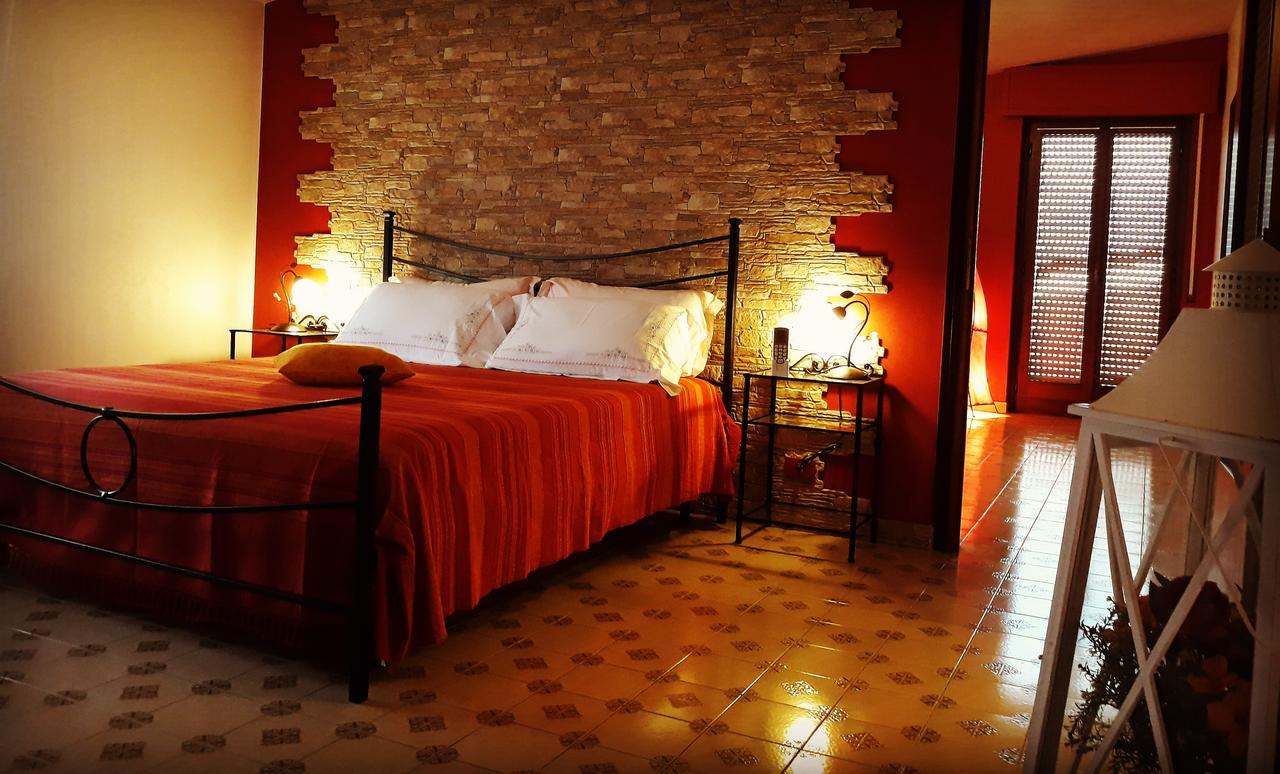 B&B Villa Mirella Casnate Con Bernate Exterior photo